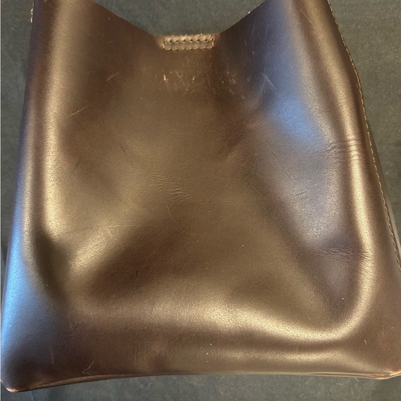 Portland Leather Goods Butterfly Bucket Bag in Grizzly EUC - Picture 9 of 16